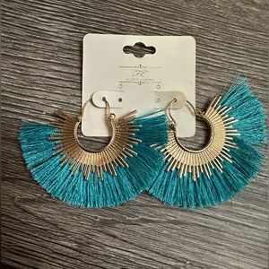 Stylish earrings